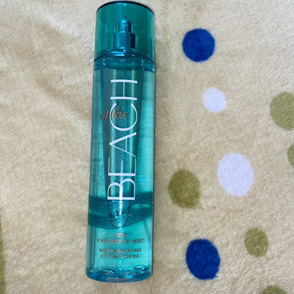 at the Beach fine fragrance Bath & body works 8 FL OZ